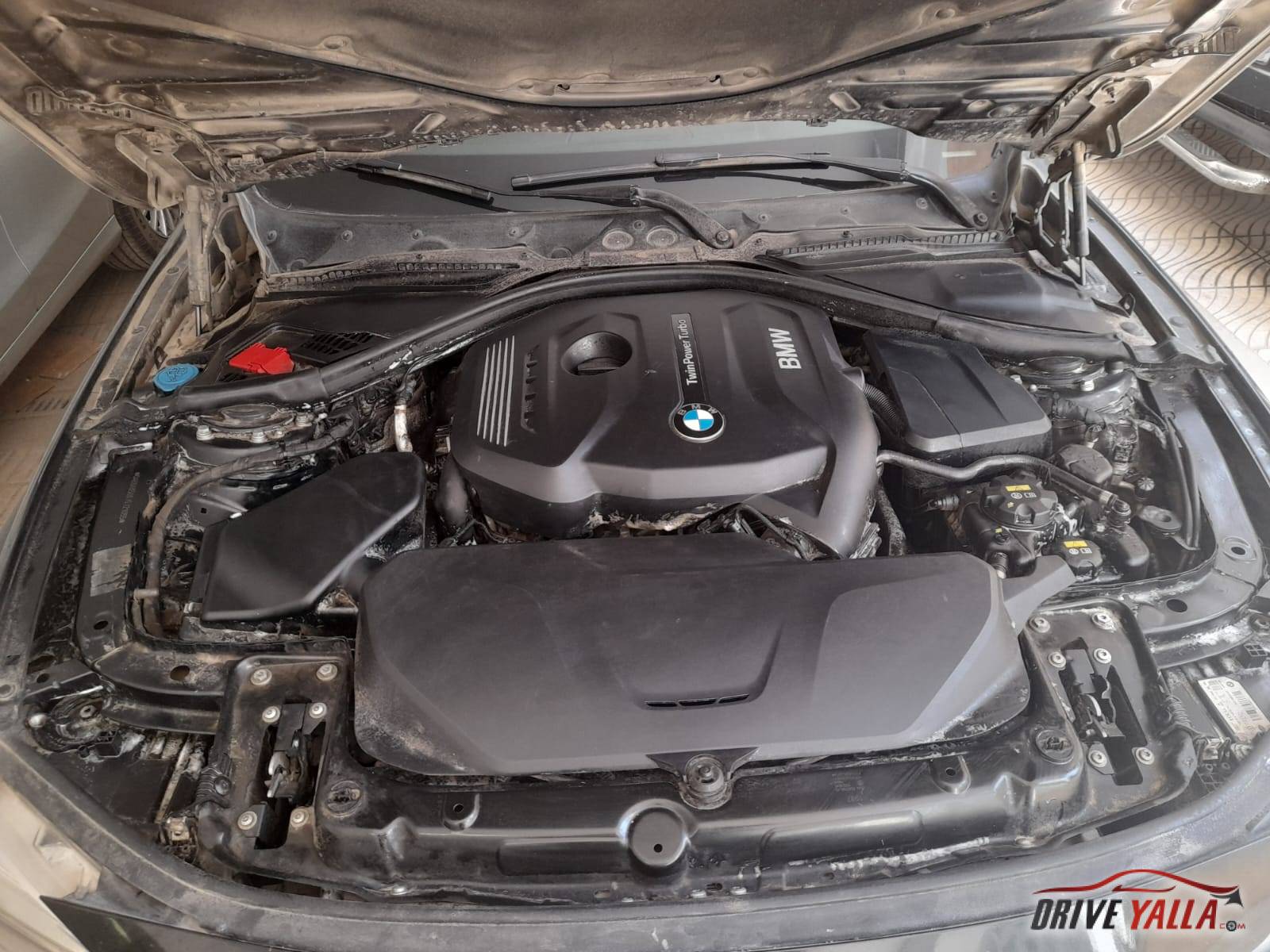 BMW 320i للبيع