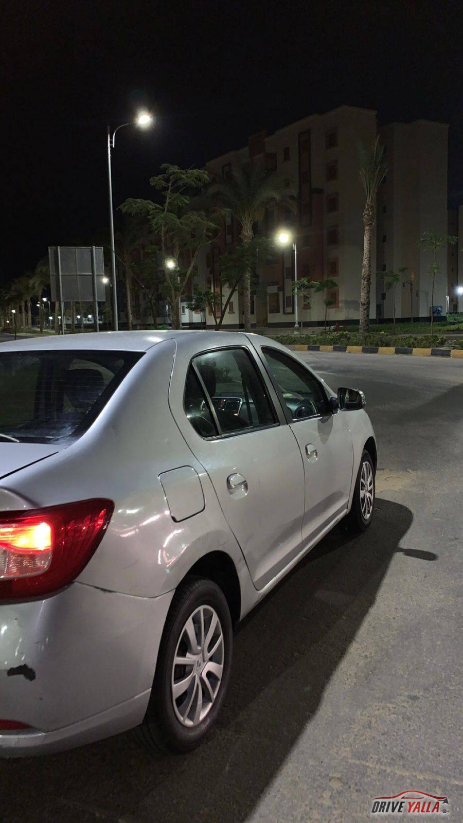 للبيع سيارة رينو لوجان موديل 2017